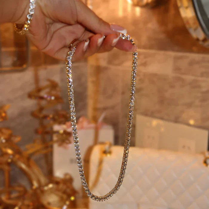 Lila Necklace - Image 3